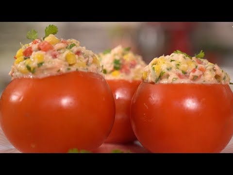 Cómo hacer tomates rellenos en el microondas